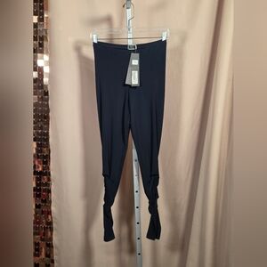 NWT Sympli Navy Roughed Signature Leggings Size 2